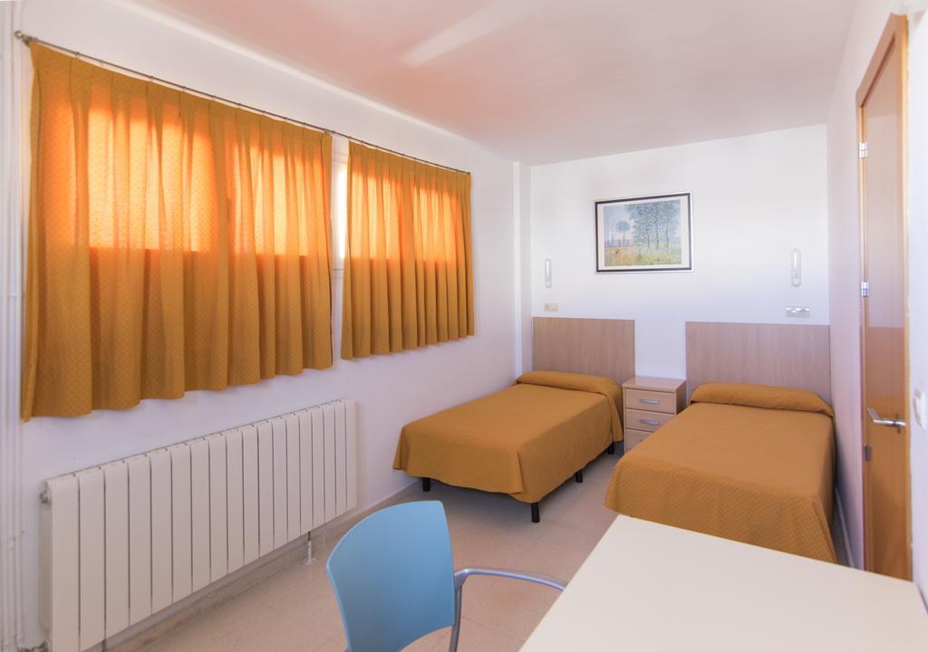 Albergue Inturjoven เซียร์ราเนบาดา ภายนอก รูปภาพ