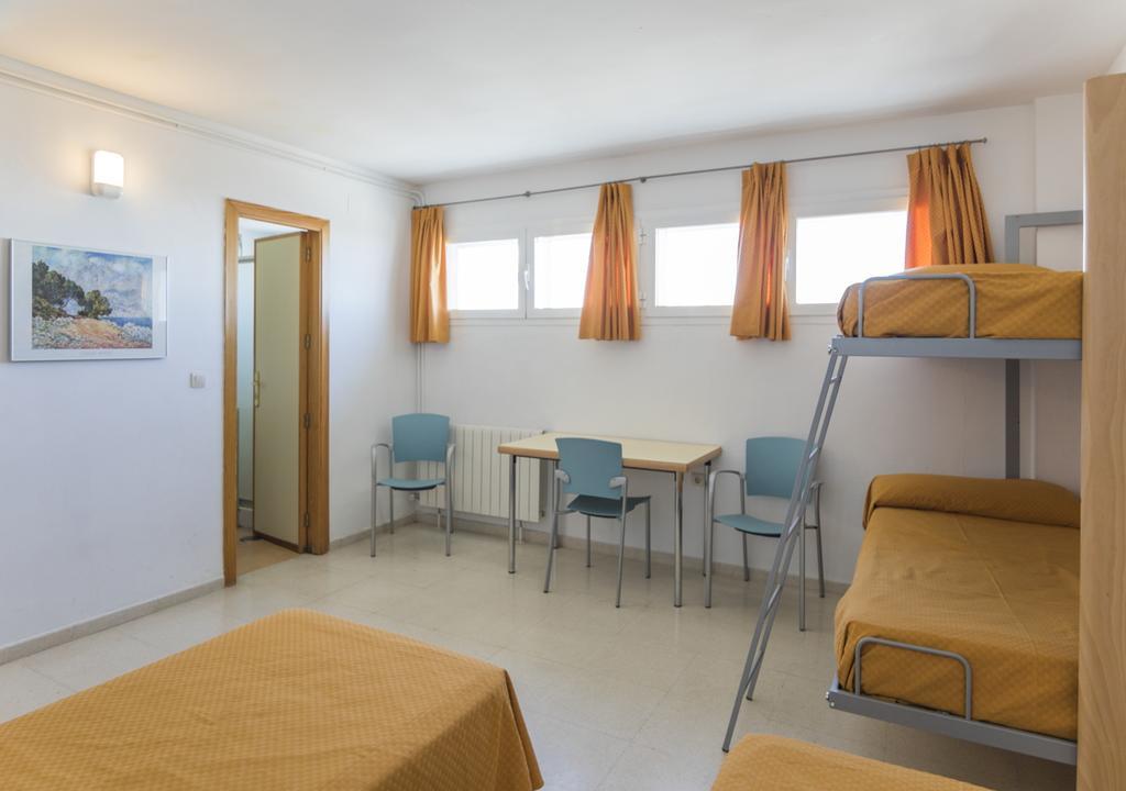 Albergue Inturjoven เซียร์ราเนบาดา ภายนอก รูปภาพ