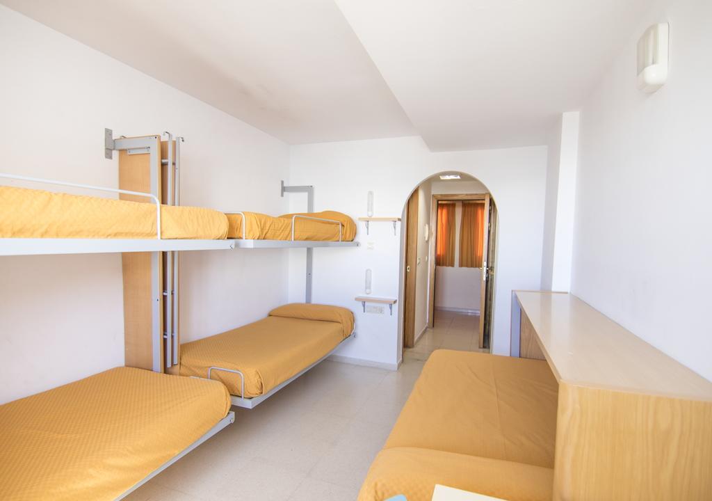 Albergue Inturjoven เซียร์ราเนบาดา ภายนอก รูปภาพ