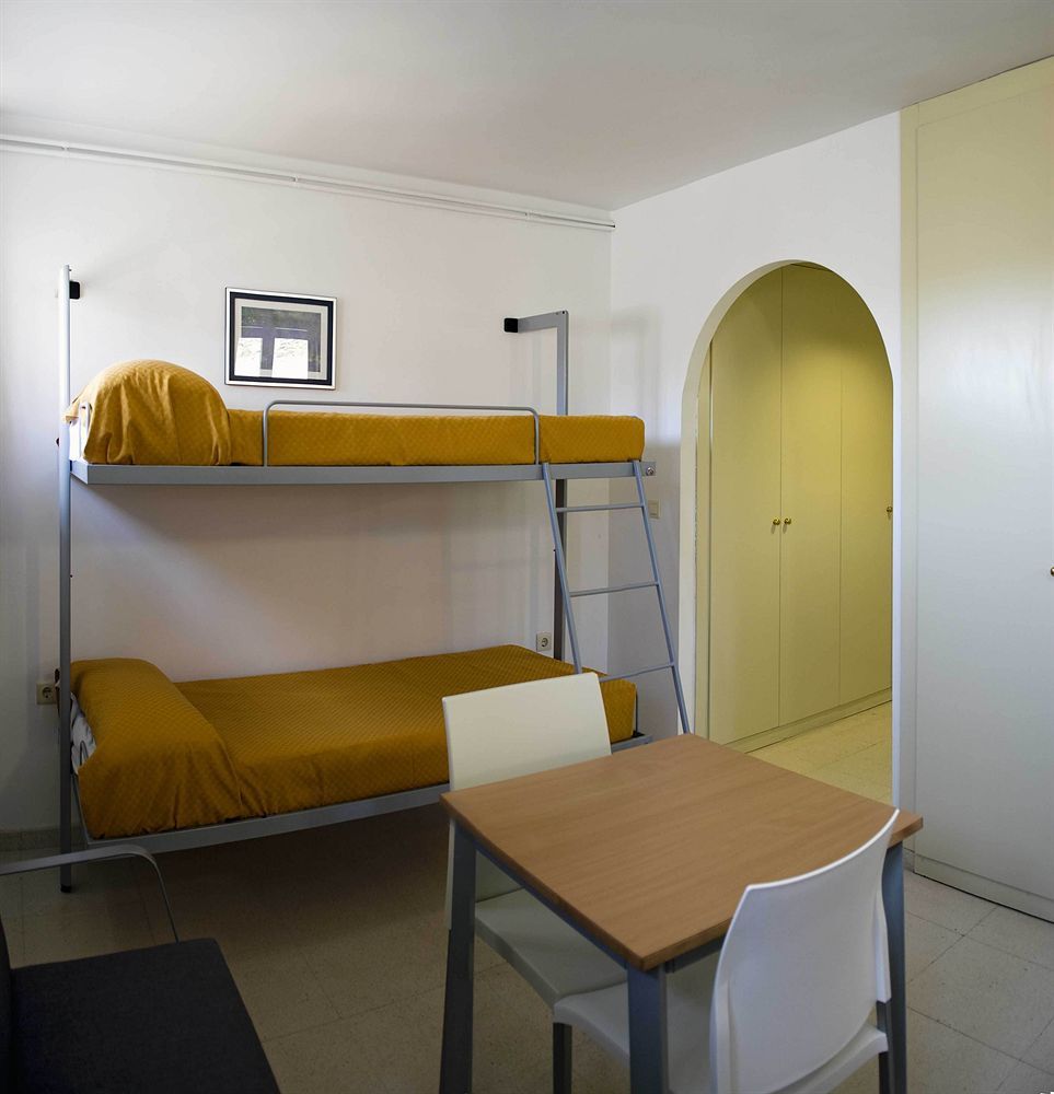 Albergue Inturjoven เซียร์ราเนบาดา ภายนอก รูปภาพ